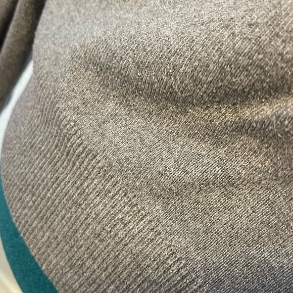 Elegant Gray Croft & Barrow Cardigan with Pearl Buttons - XL - Picture 6 of 7